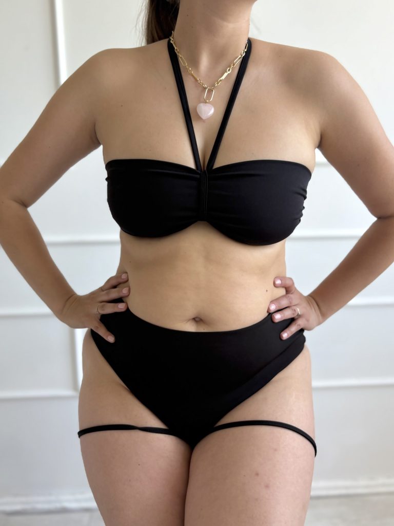 Biustonosz kąpielowy typu bandeau 🦢M/L