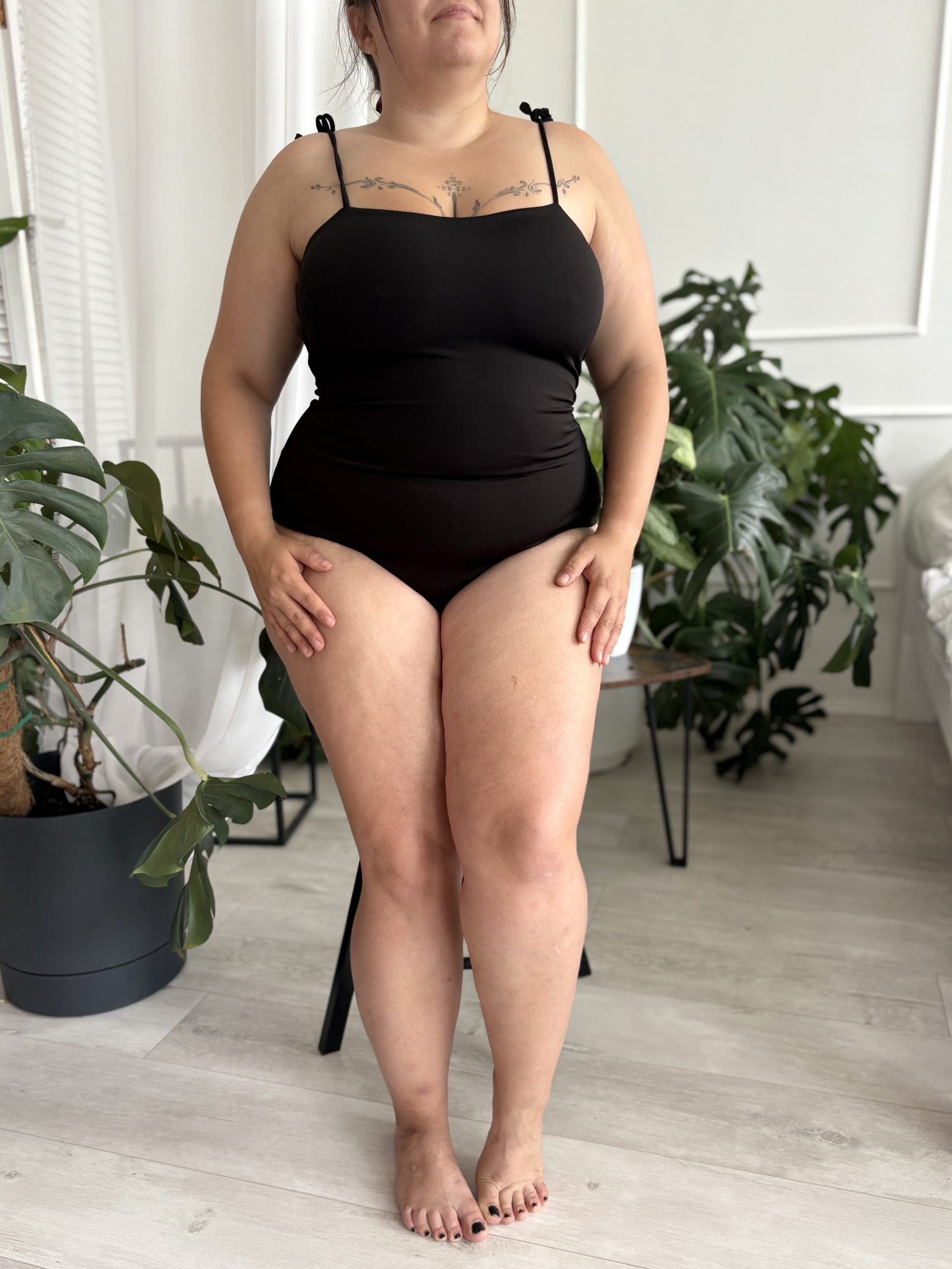 Kostium jednoczęściowy Swan 🦢 czarny plus size
