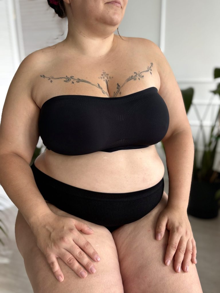 Top Bandeau Princess plus size czarny