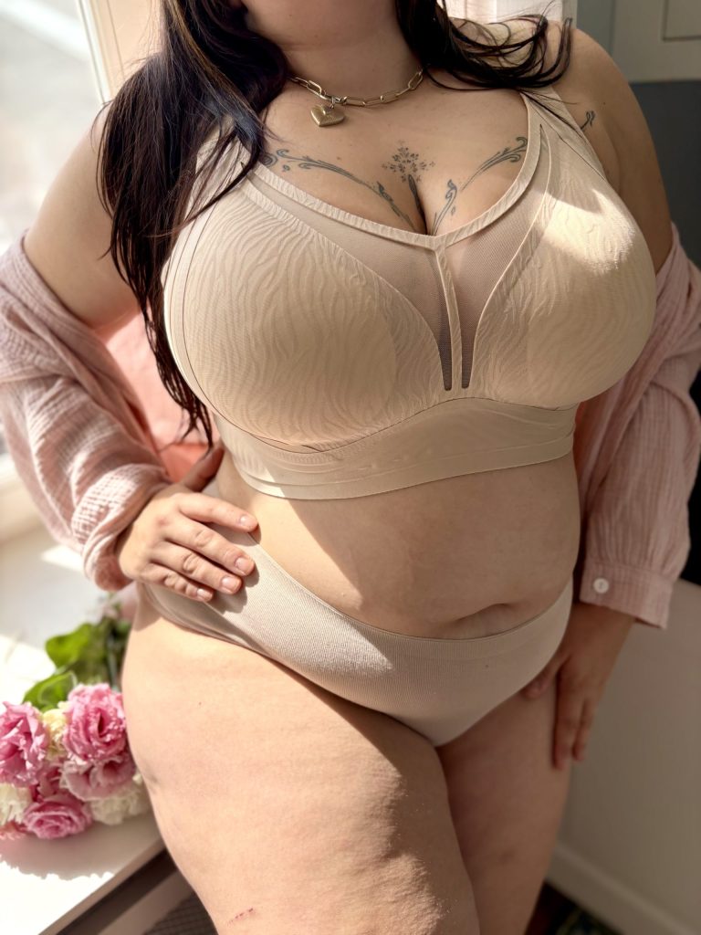 Biustonosz Skins Bridget cielisty
