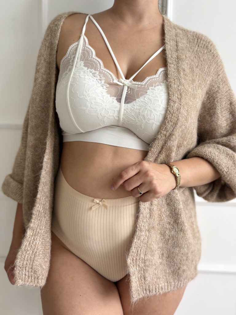 Sweter La Beau cappuccino